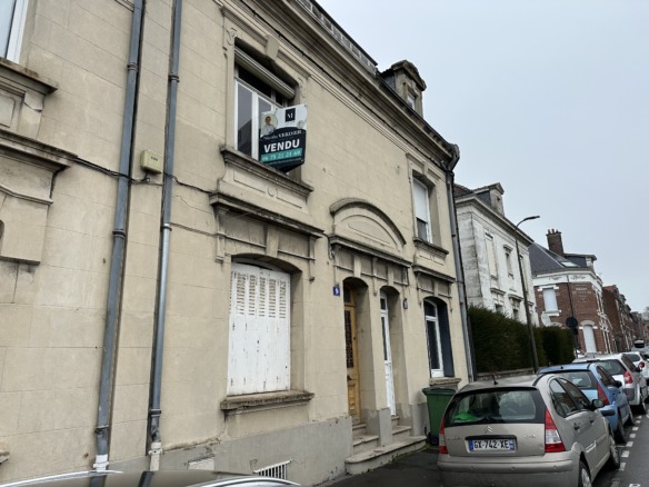 AMIENS Saint Pierre, proche parc
