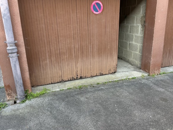 GARAGE à AMIENS St Anne